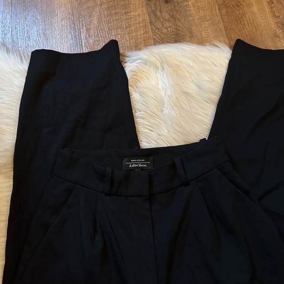 & OTHER STORIES Black Pleated Trousers - Picture 3 of 7